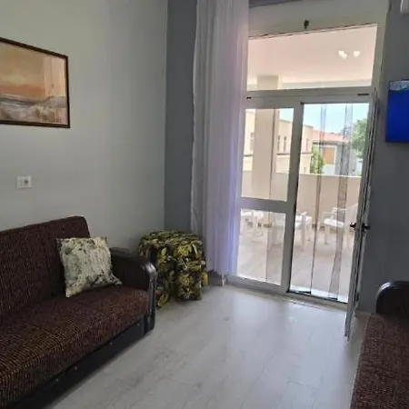 Charming Terrace Tiran