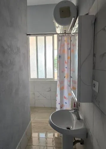 Charming Terrace * Tiran